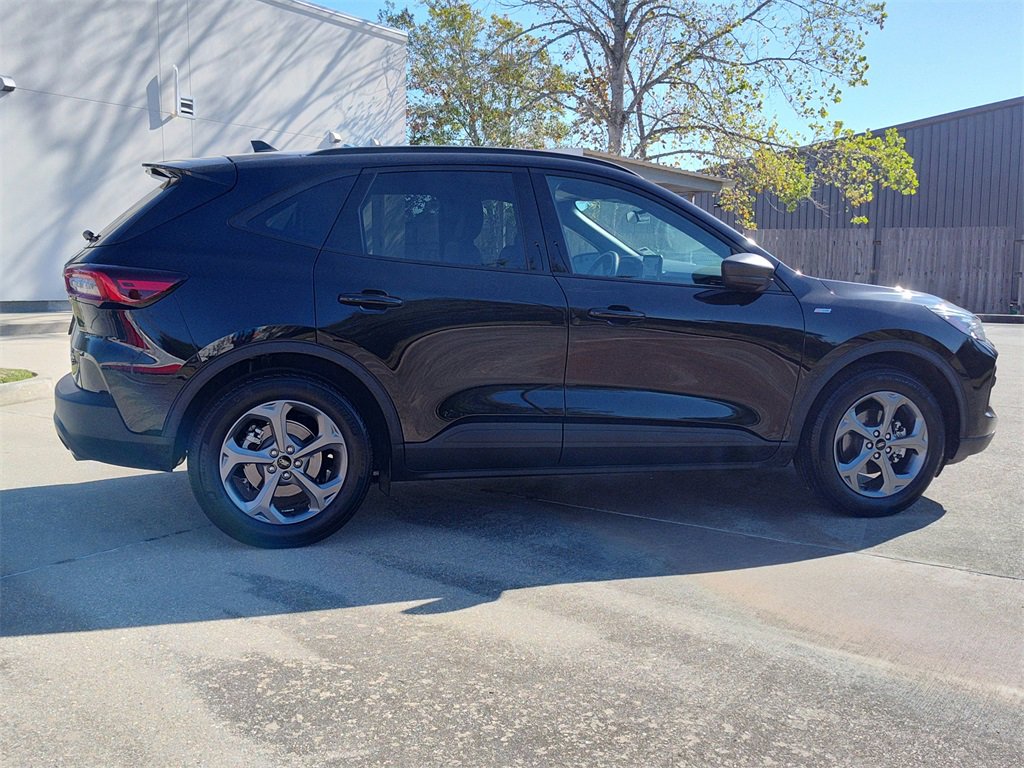 Used 2025 Ford Escape ST-Line image 10