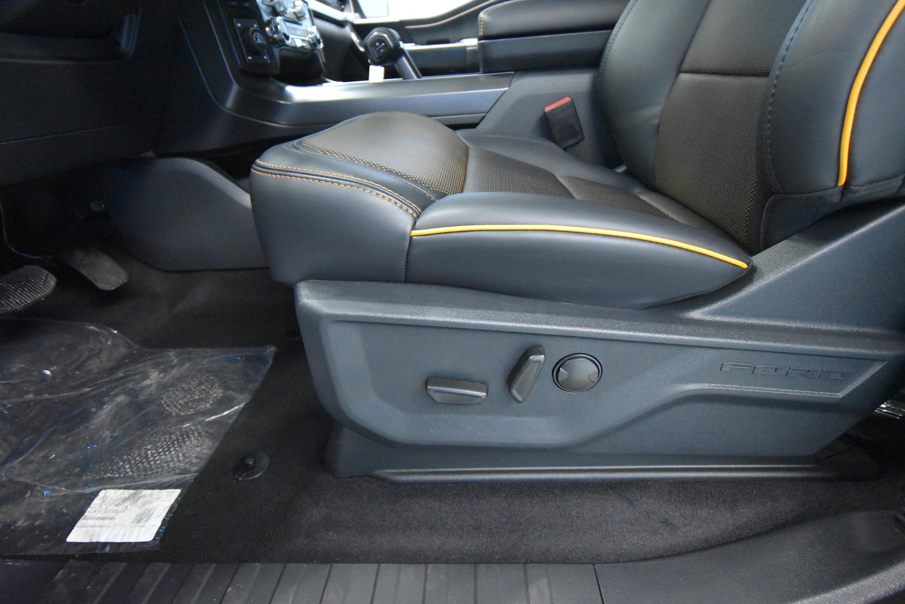 New 2025 Ford F150 Tremor w/ Equipment Group 402A High image 6