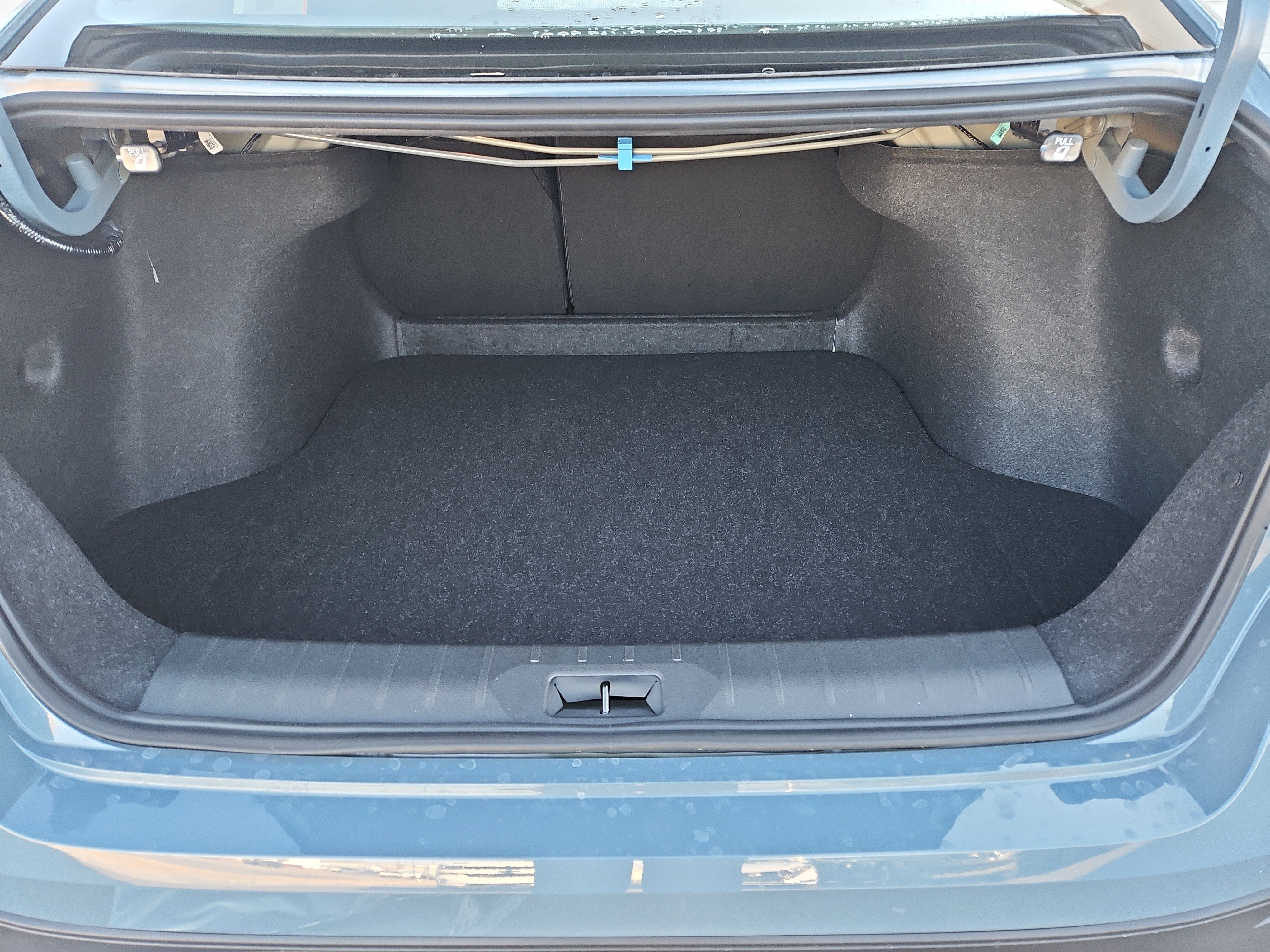 New 2026 Nissan Sentra SV w/ SV Convenience Package FWD image 12