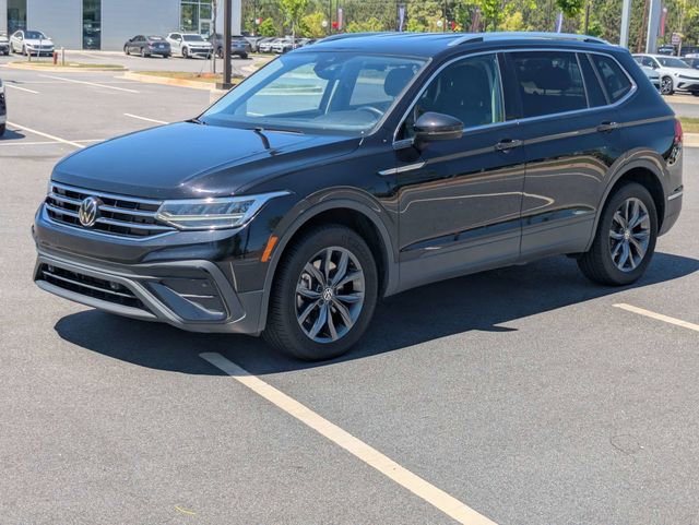 Used 2023 Volkswagen Tiguan SE FWD image 8