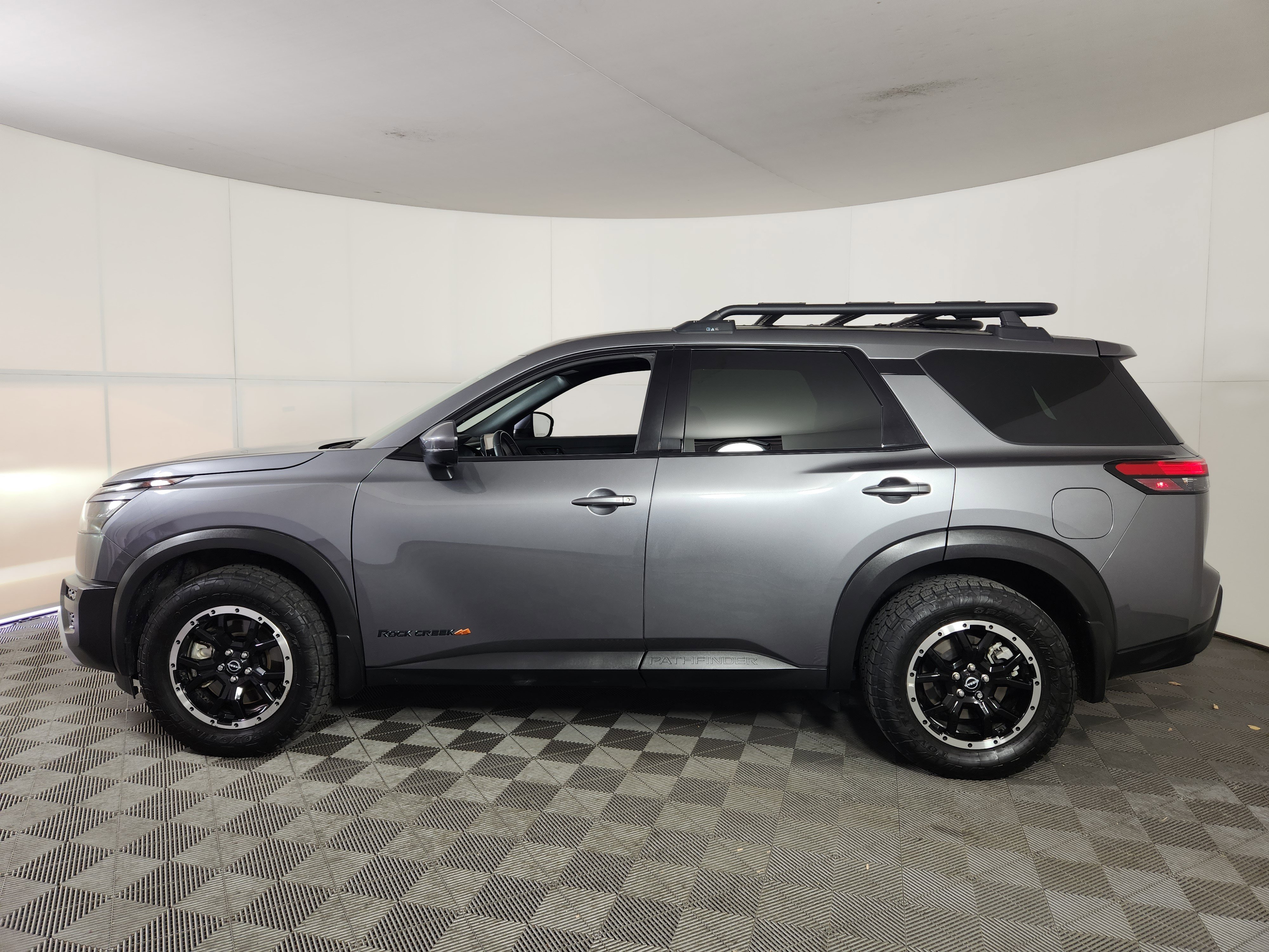 Used 2024 Nissan Pathfinder Rock Creek image 4