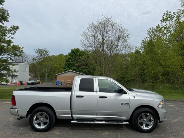 Used 2018 RAM 1500 Express w/ Express Value Package AWD/4WD image 3