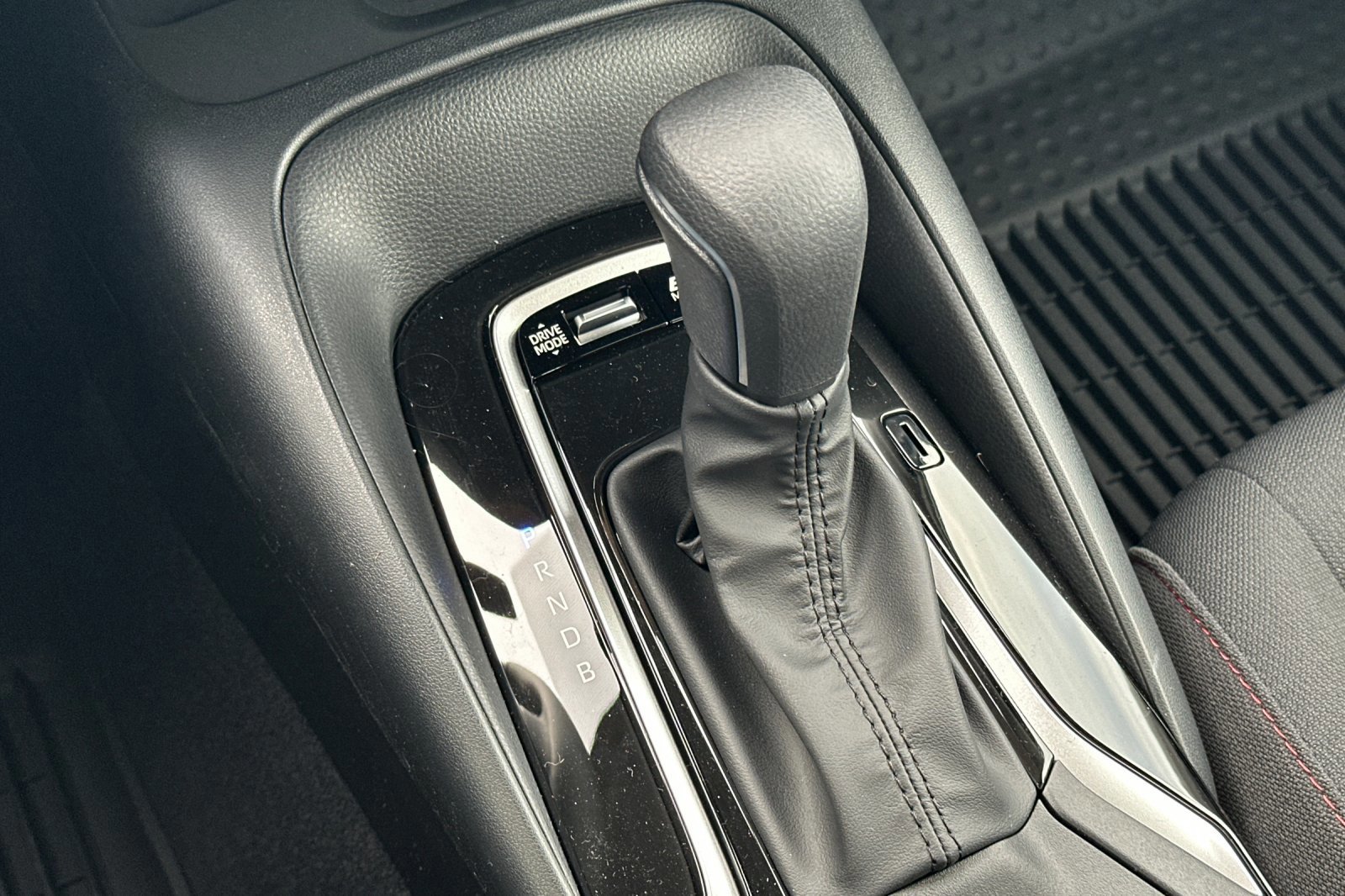 Certified 2026 Toyota Corolla SE w/ SE Premium Package image 20