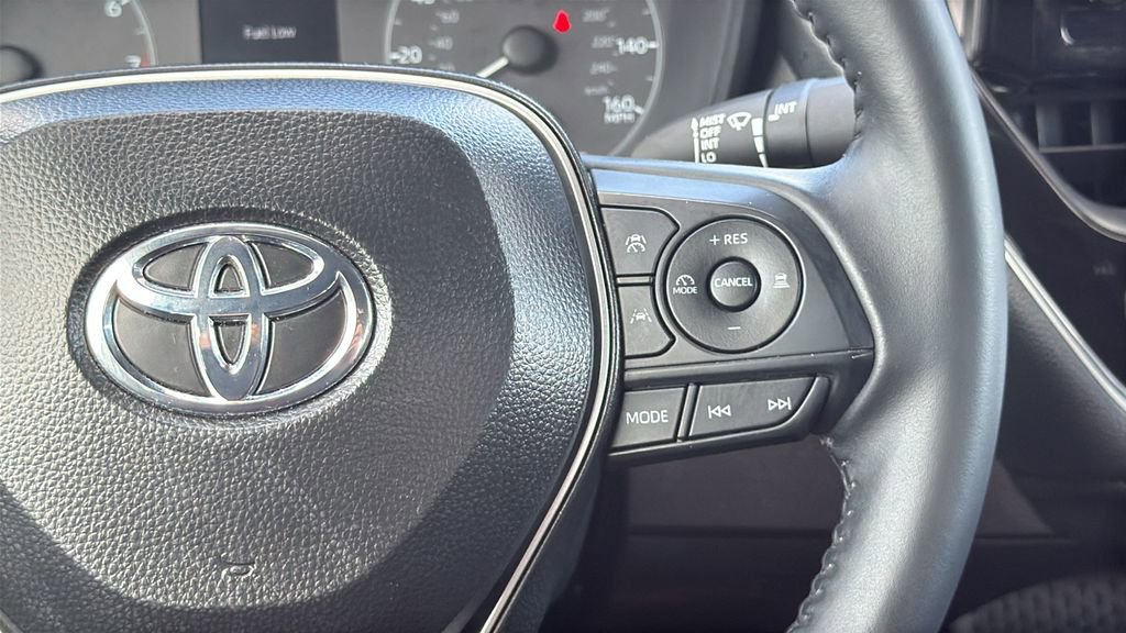 Used 2025 Toyota Corolla SE image 22