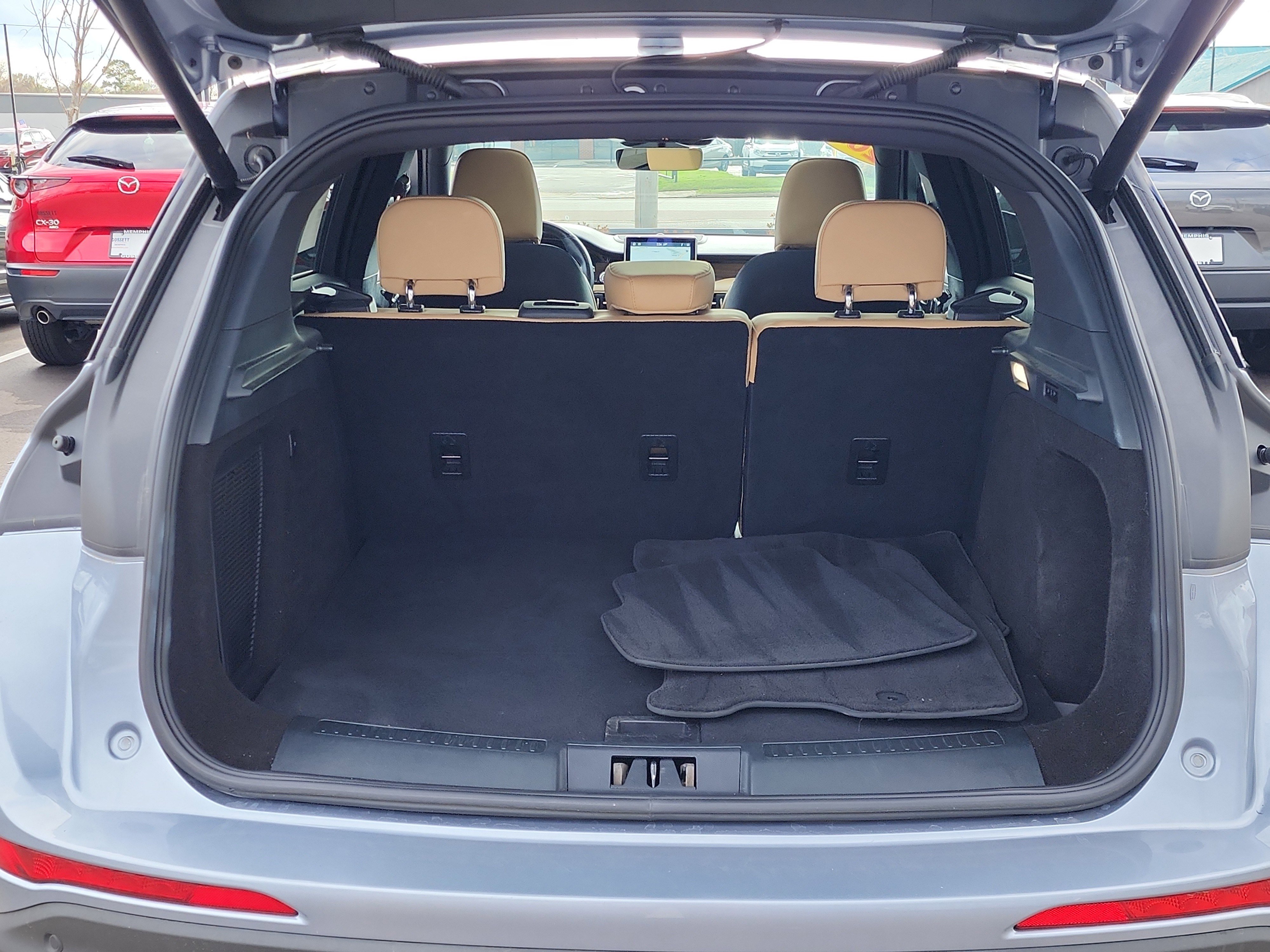 Used 2022 Lincoln Corsair Reserve w/ Luxury Package image 4