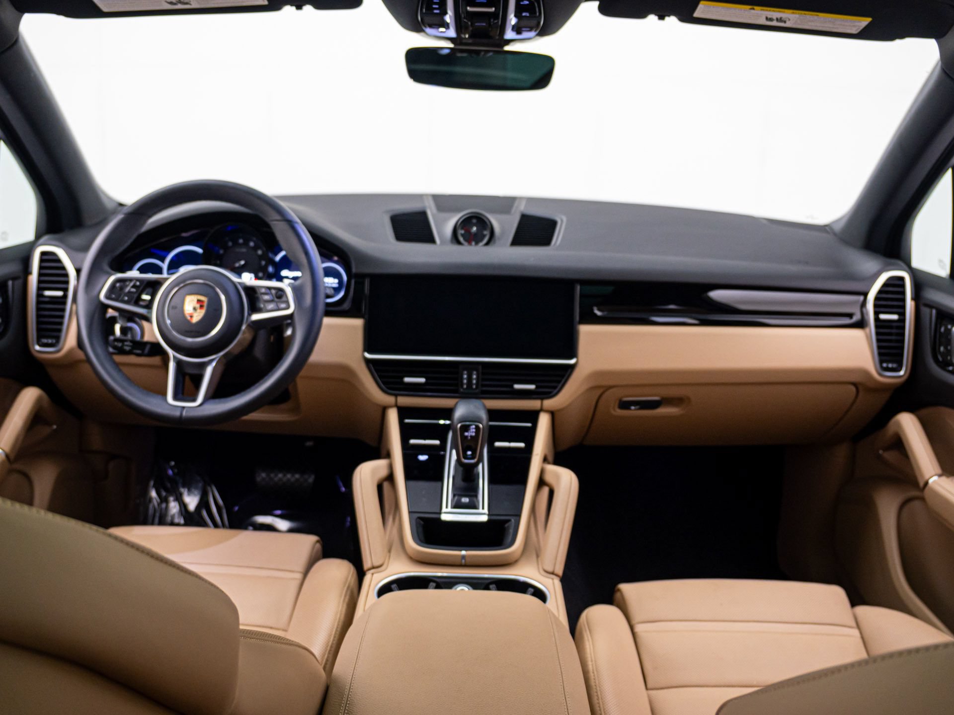 Certified 2023 Porsche Cayenne AWD/4WD image 11