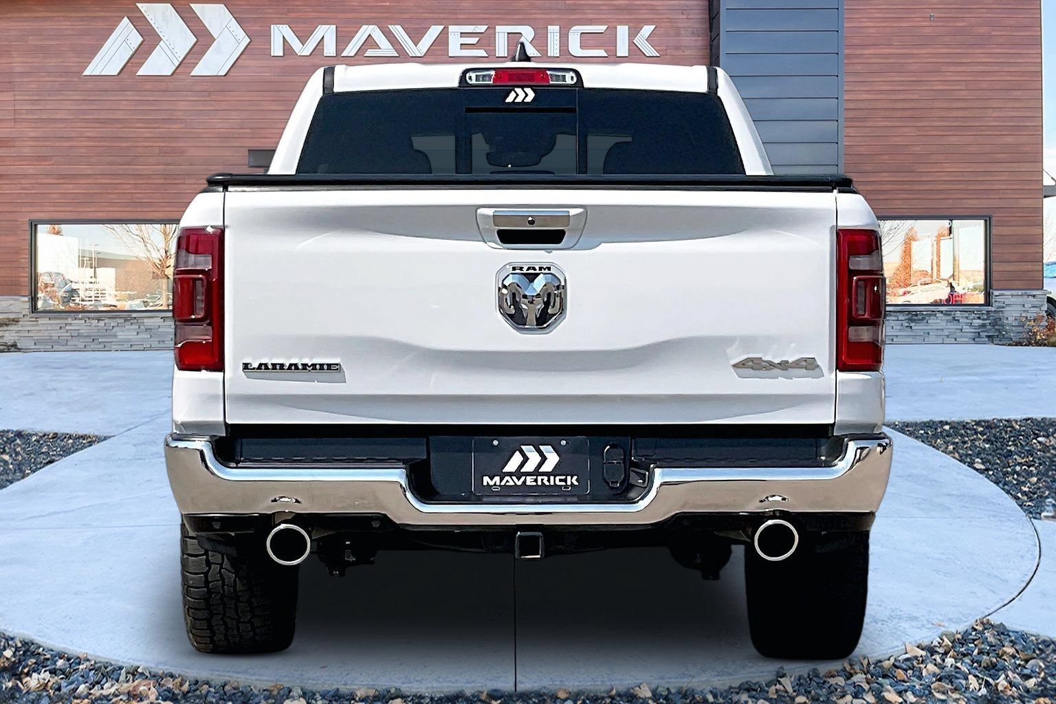 Used 2022 RAM 1500 Laramie AWD/4WD image 6