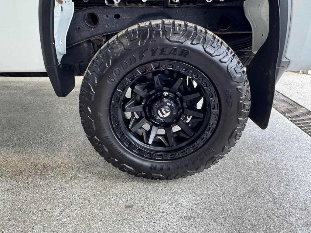 Used 2022 Chevrolet Silverado 2500 Custom w/ Custom Value Package AWD/4WD image 28
