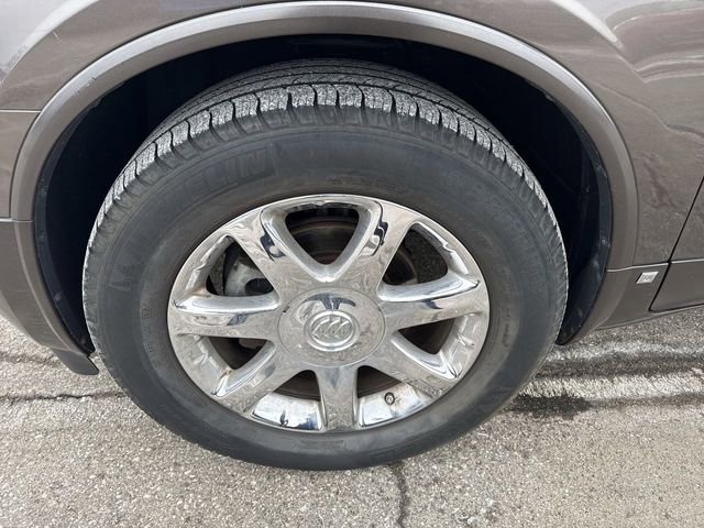 Used 2008 Buick Enclave CXL w/ Entertainment Package #3 image 7