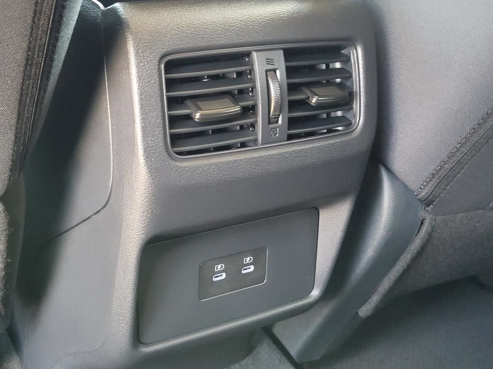 Used 2026 Nissan Rogue SV FWD image 14