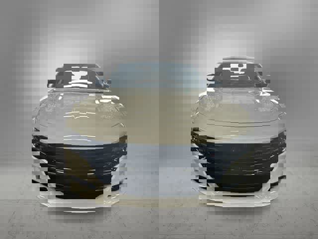 Used 2020 Dodge Charger SXT w/ Blacktop Package image 3