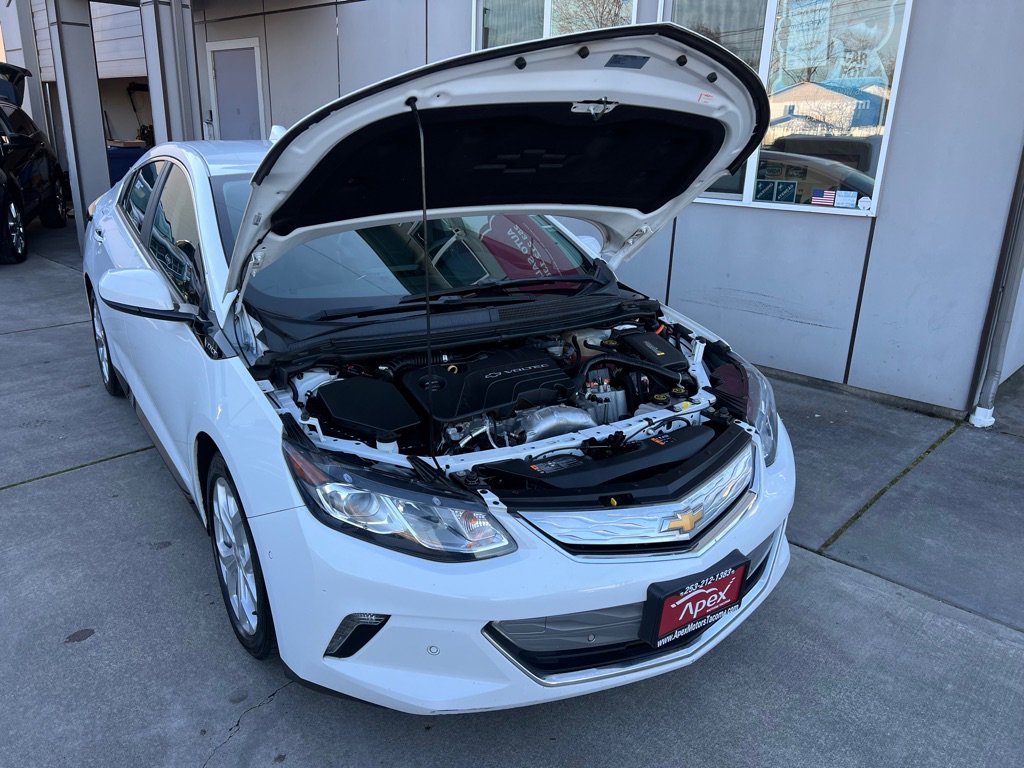 Used 2017 Chevrolet Volt Premier w/ Driver Confidence II Package image 23