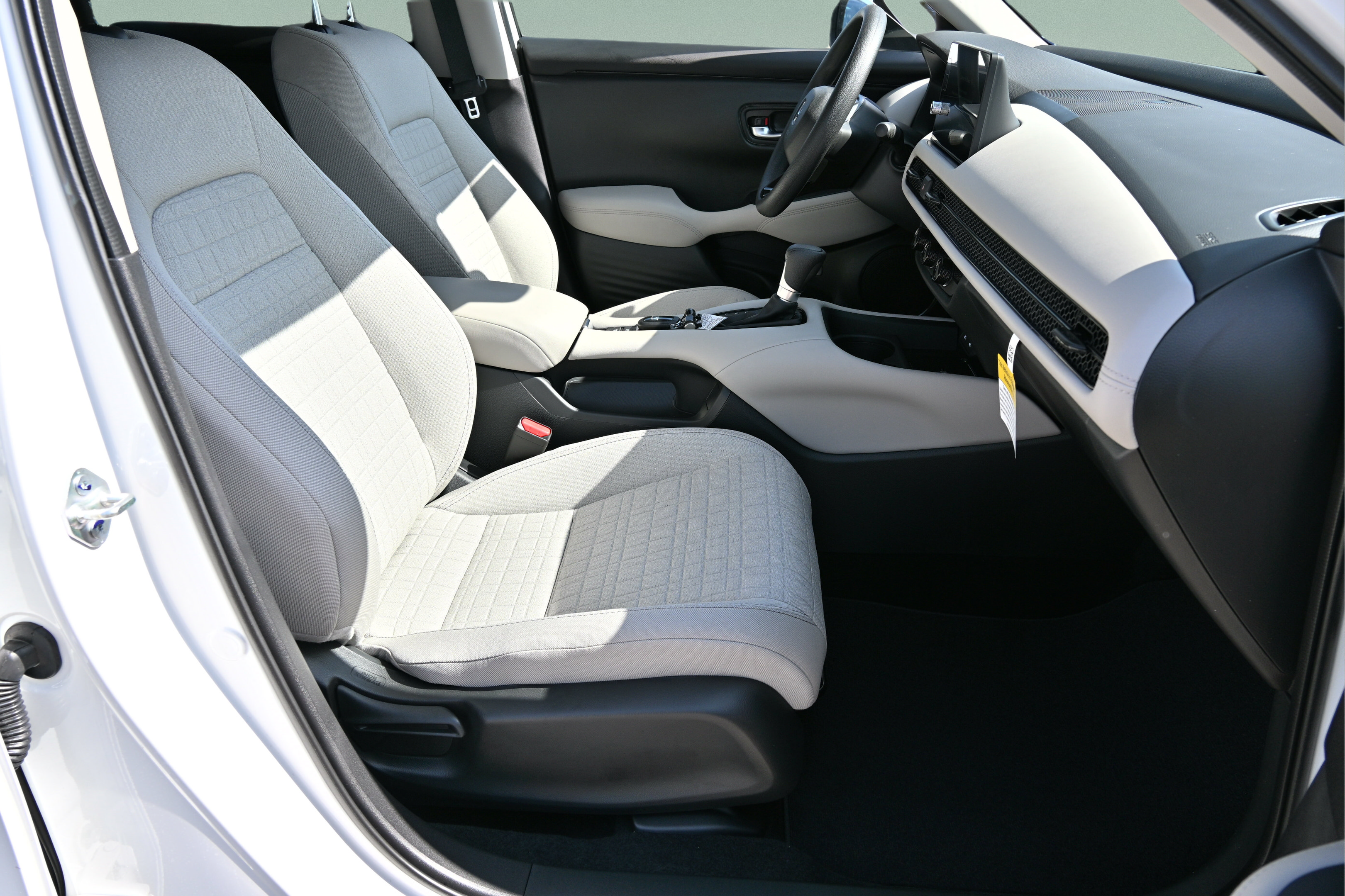 New 2027 Honda HR-V LX image 13