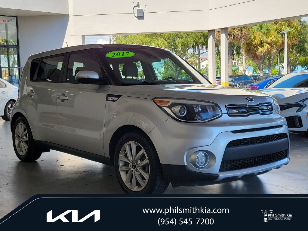 Used 2017 Kia Soul + w/ Primo Package FWD 360° Tour