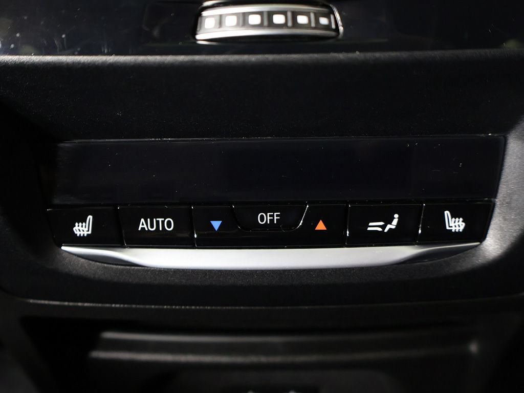 Used 2024 BMW X4 M40i AWD/4WD image 65