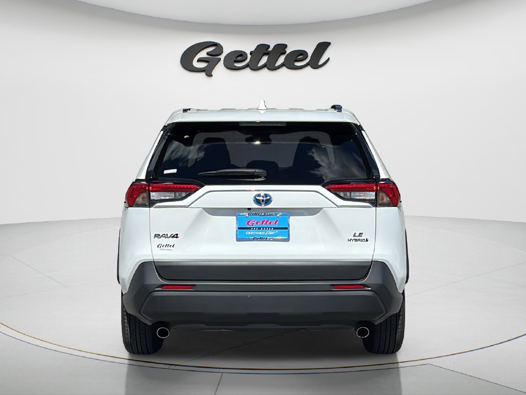 Used 2022 Toyota RAV4 LE AWD/4WD image 6