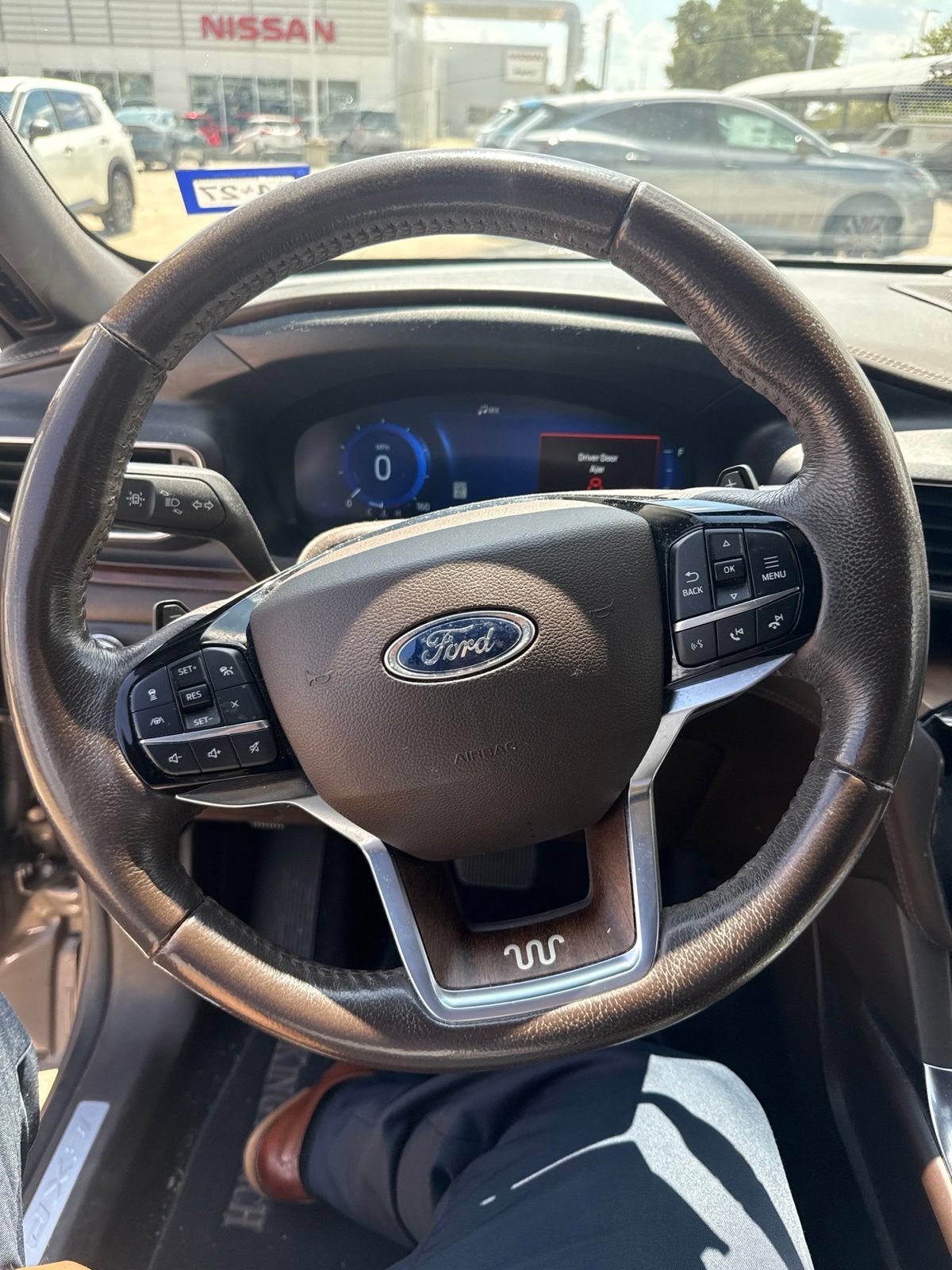 Used 2021 Ford Explorer King Ranch w/ Premium Technology Package RWD image 12