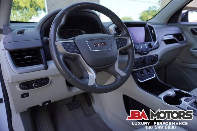 Used 2020 GMC Terrain Denali w/ Denali Premium Package FWD image 5
