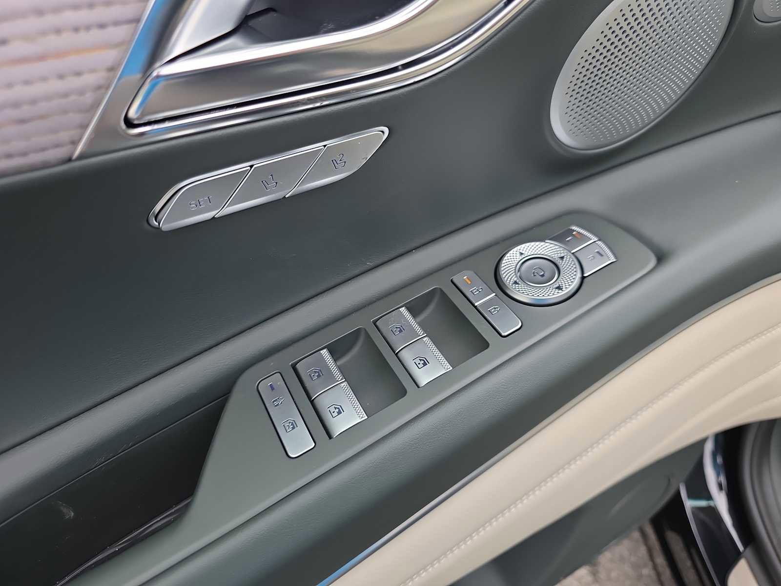 New 2026 Genesis GV80 2.5T Advanced image 16