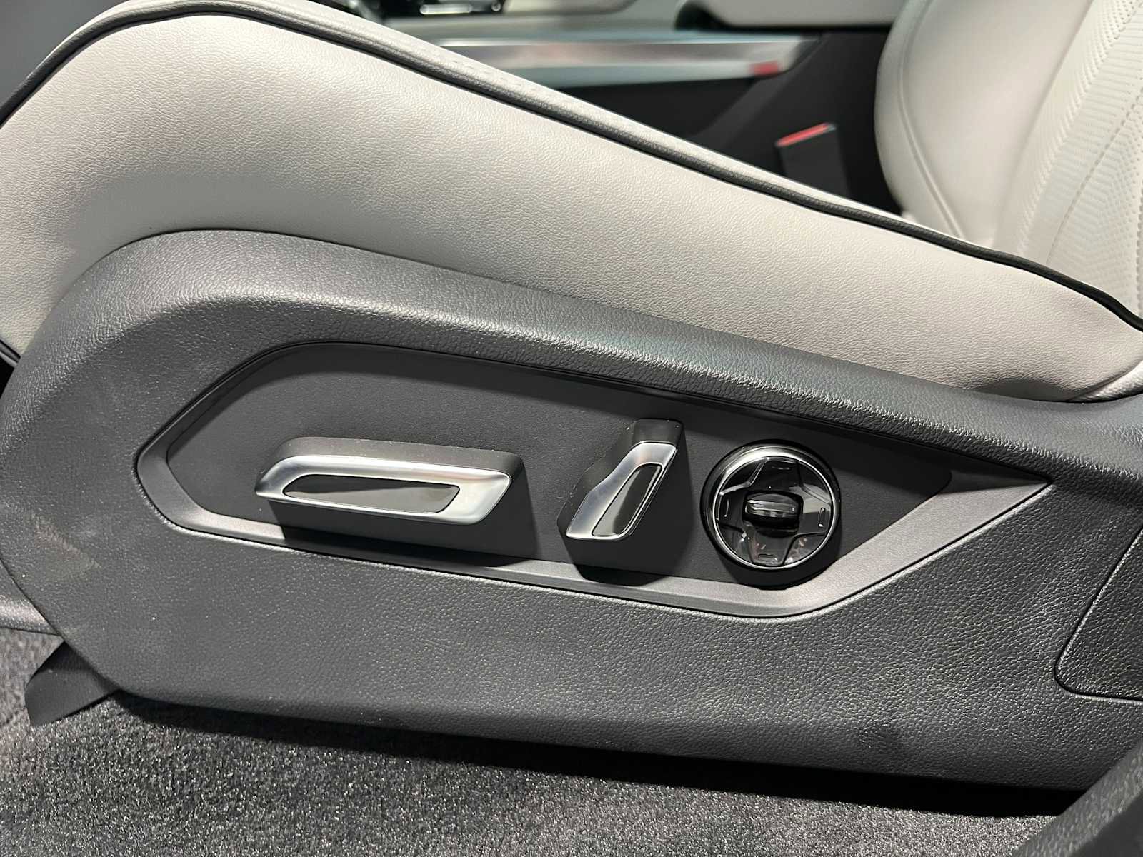 New 2026 Acura MDX SH-AWD w/ Advance Package image 12
