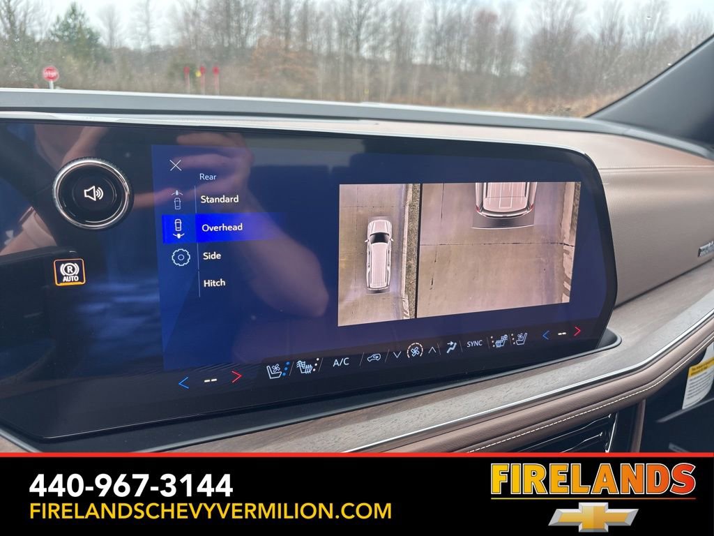 New 2026 Chevrolet Suburban High Country image 28