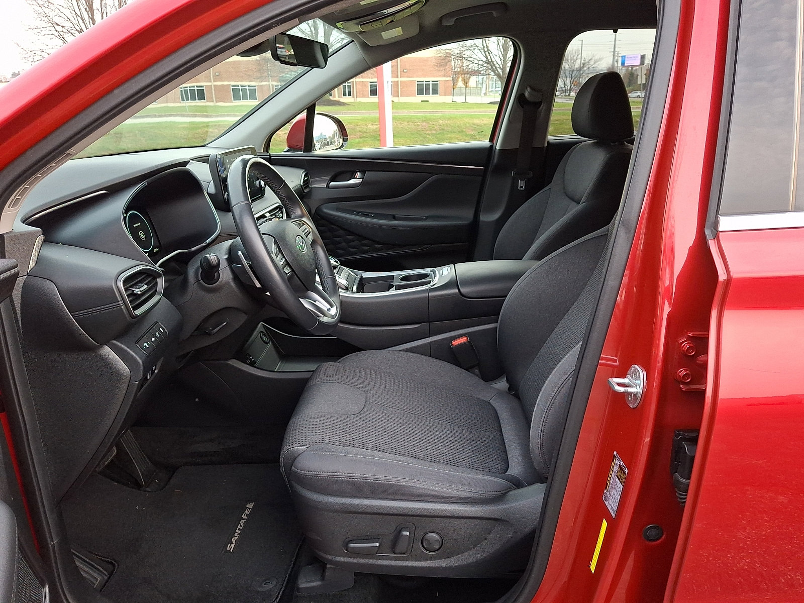 Used 2021 Hyundai Santa Fe SEL w/ Convenience Package image 15