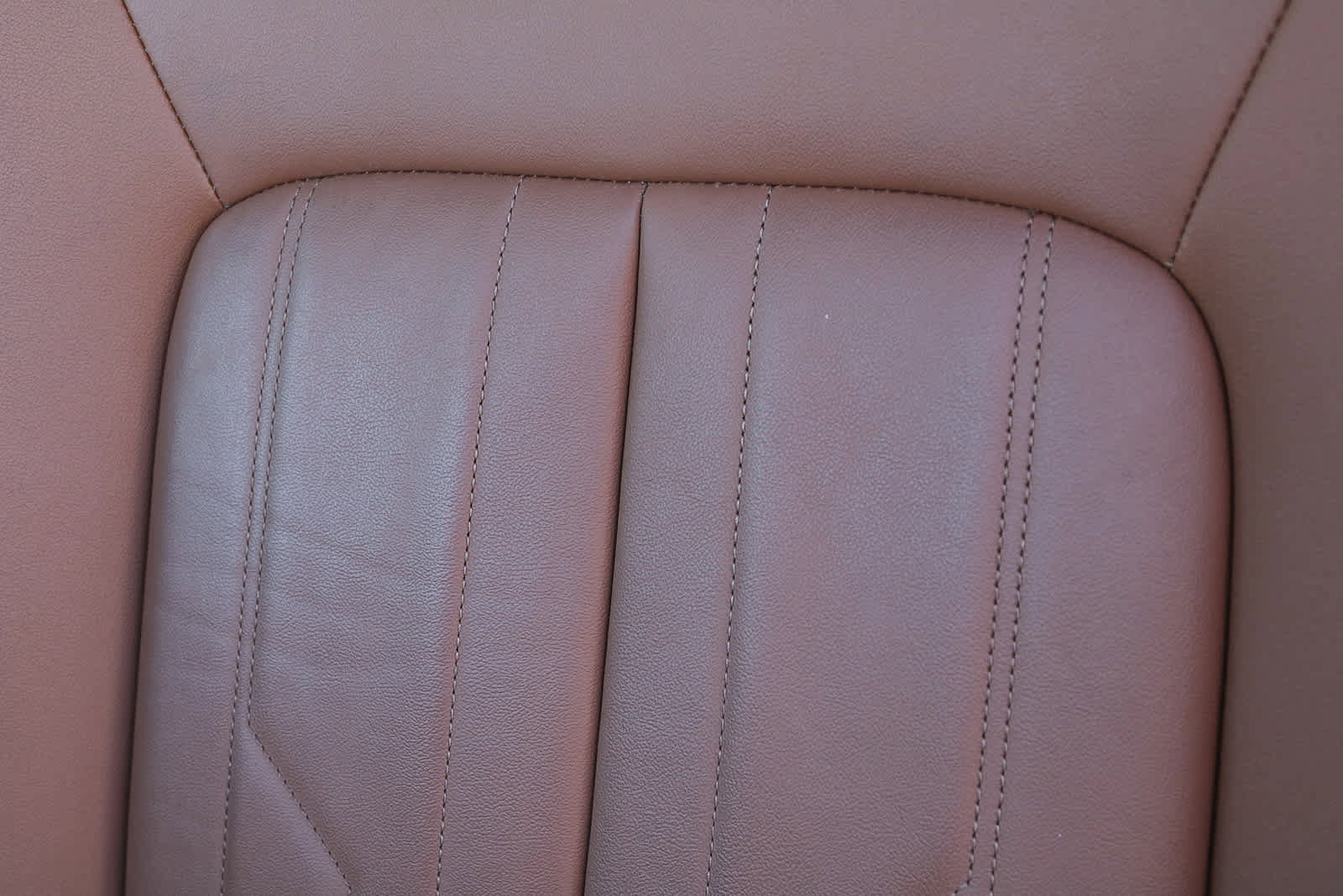 Used 2022 Audi e-tron Premium image 36