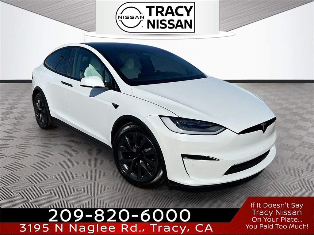 Used 2022 Tesla Model X image 1