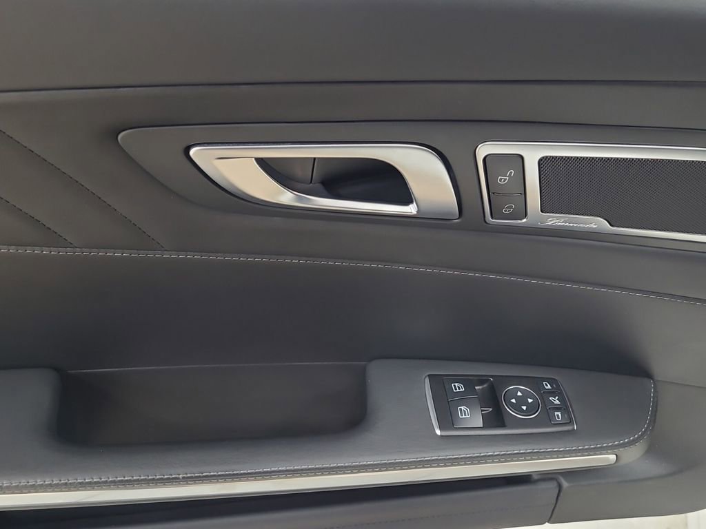 Used 2016 Mercedes-Benz AMG GT S image 12