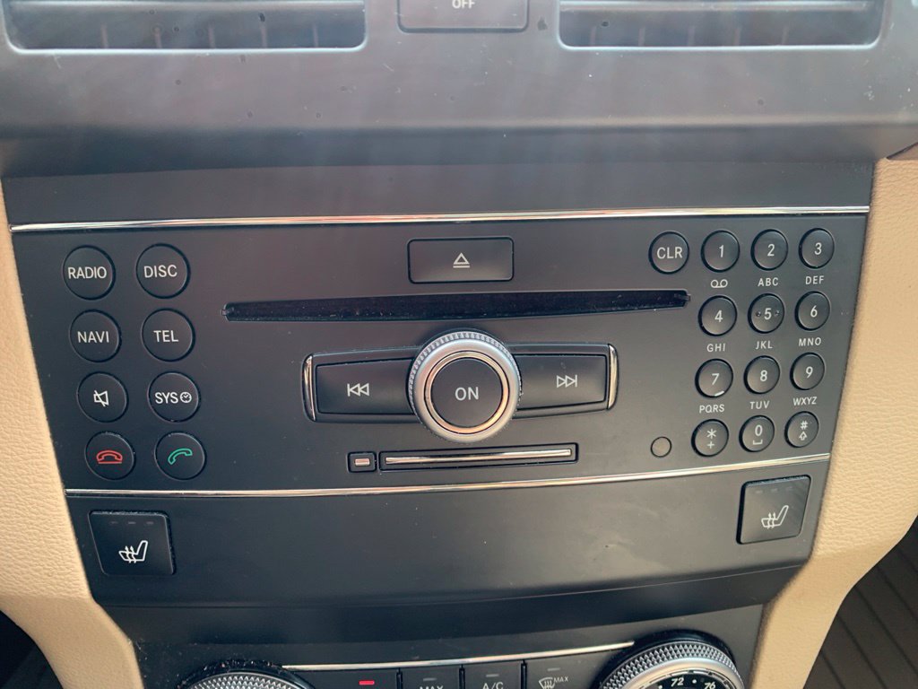 Used 2010 Mercedes-Benz GLK 350 4MATIC image 24