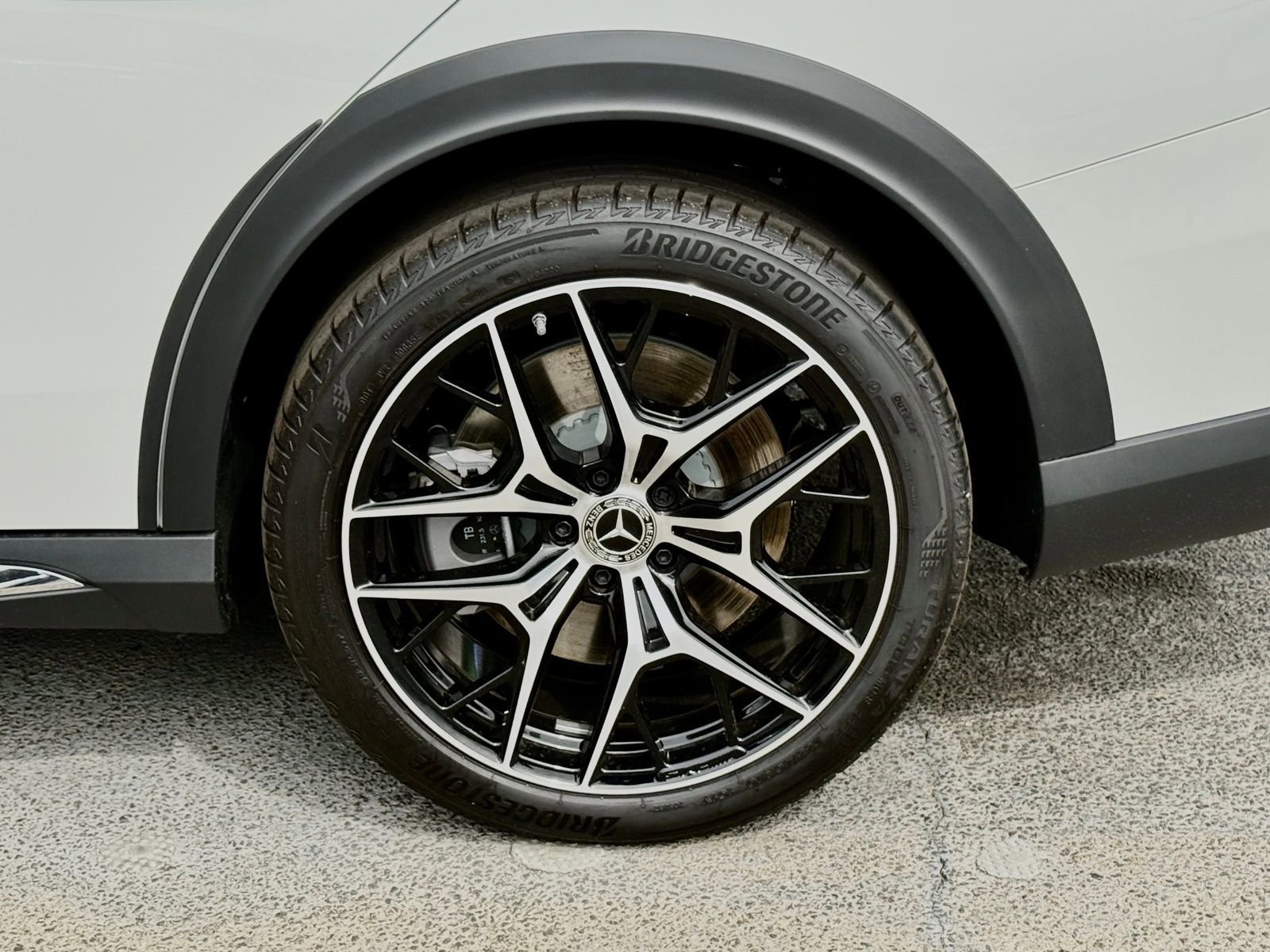 New 2026 Mercedes-Benz E 450 4MATIC All-Terrain Wagon image 17