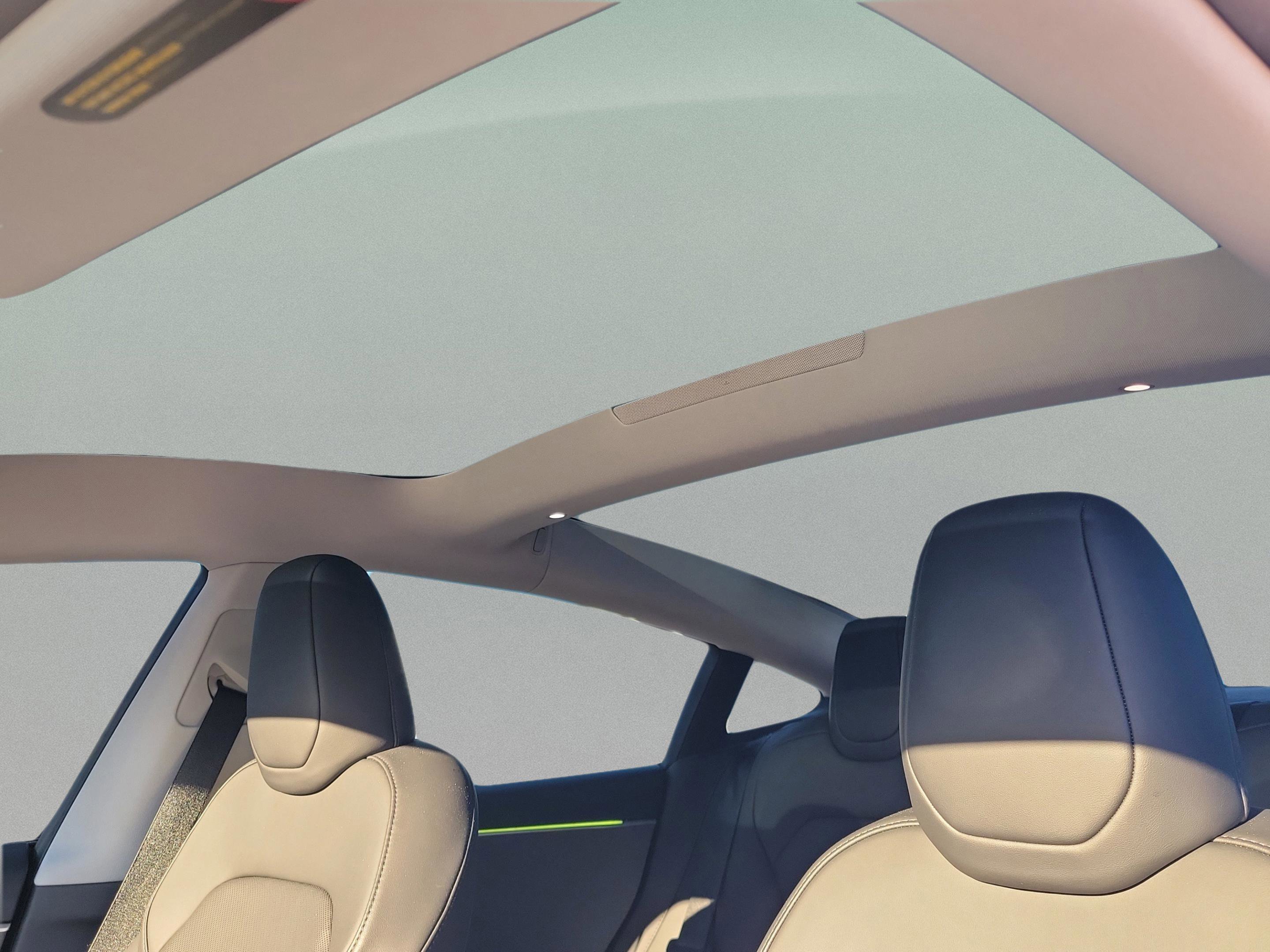 Used 2024 Tesla Model 3 image 28
