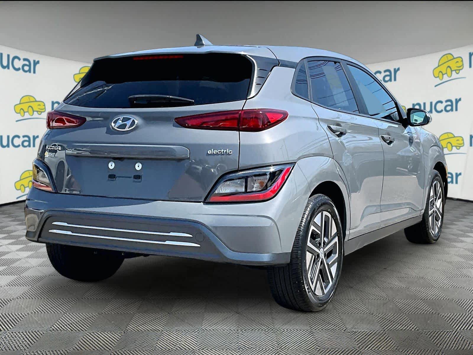Used 2023 Hyundai Kona SE w/ Cargo Package FWD image 6