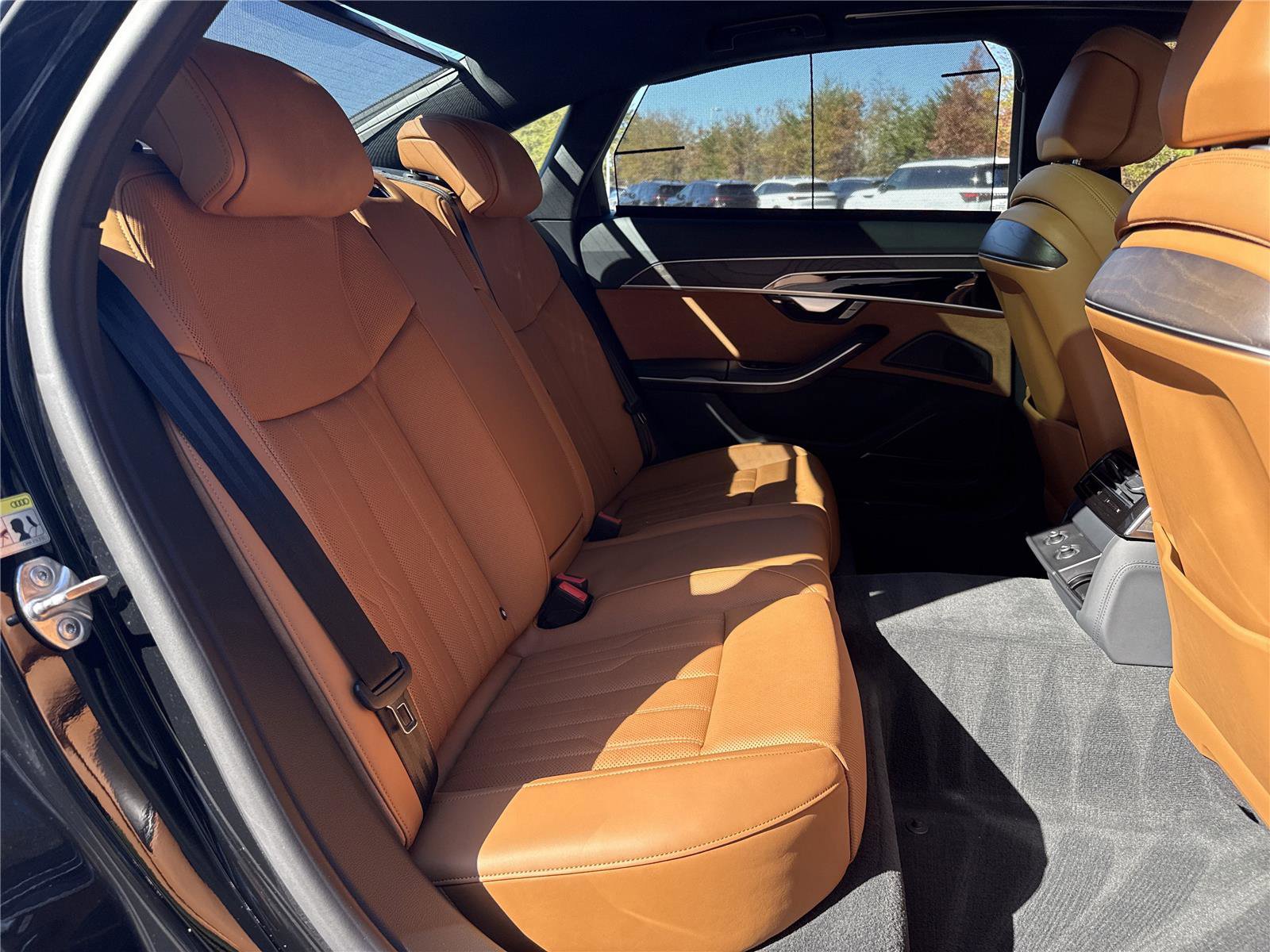 Used 2022 Audi A8 L 3.0T w/ Executive Package image 24