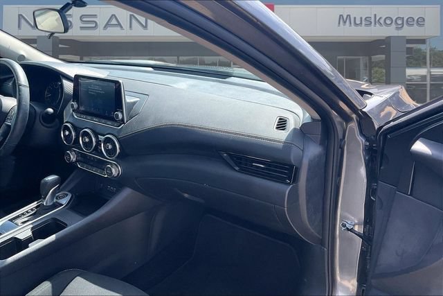 Used 2025 Nissan Sentra SV w/ All-Weather Package FWD image 23