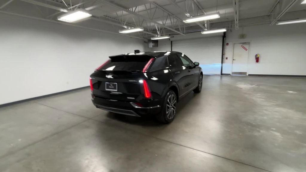 New 2026 Cadillac Optiq Sport 1 image 50