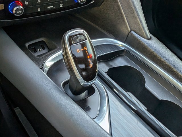 Used 2019 Buick Enclave Essence image 10