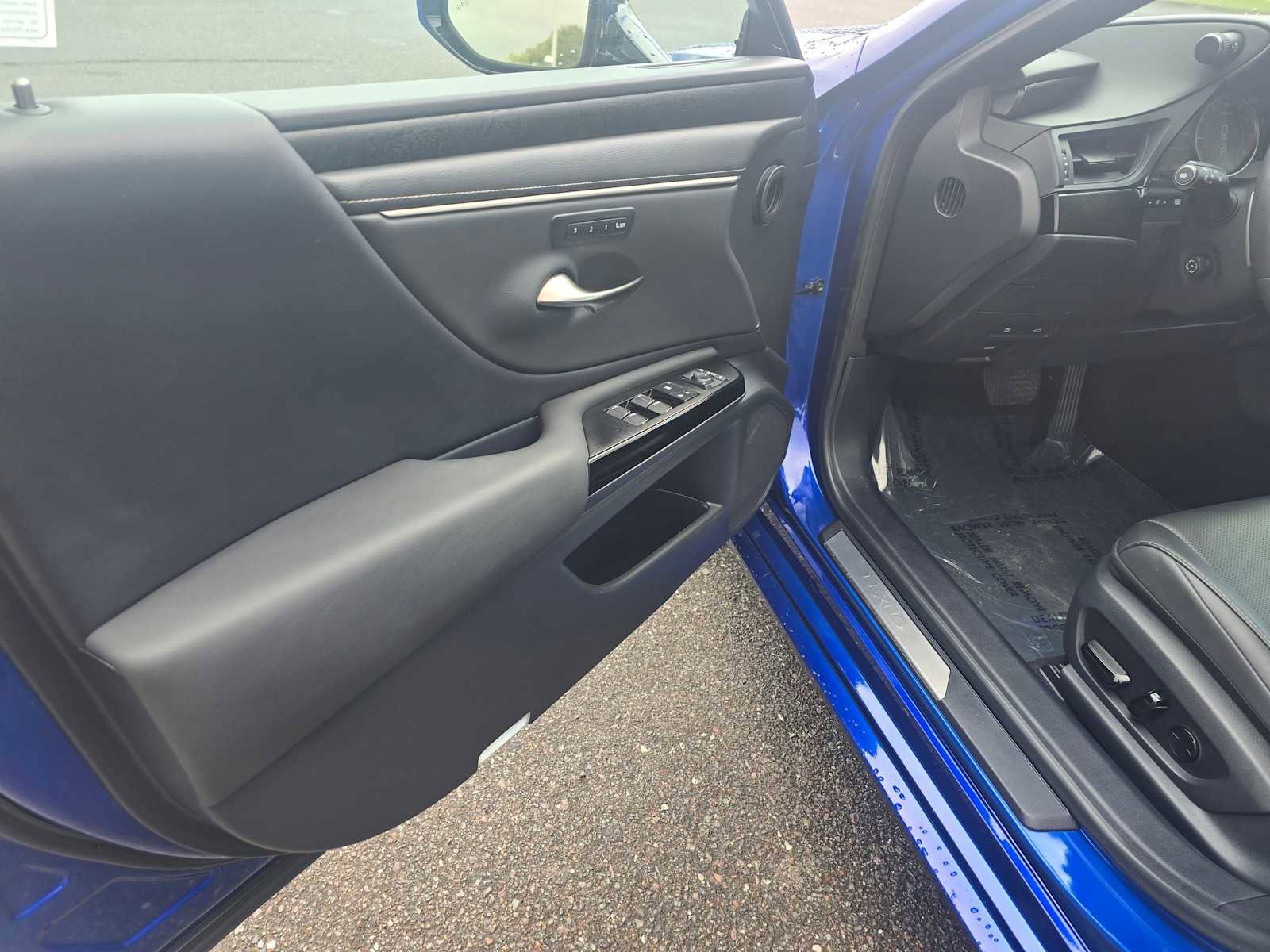 Used 2023 Lexus ES 350 w/ Premium Package FWD image 20