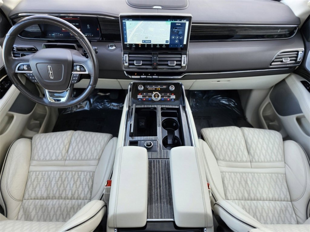 Used 2023 Lincoln Navigator L Black Label image 10