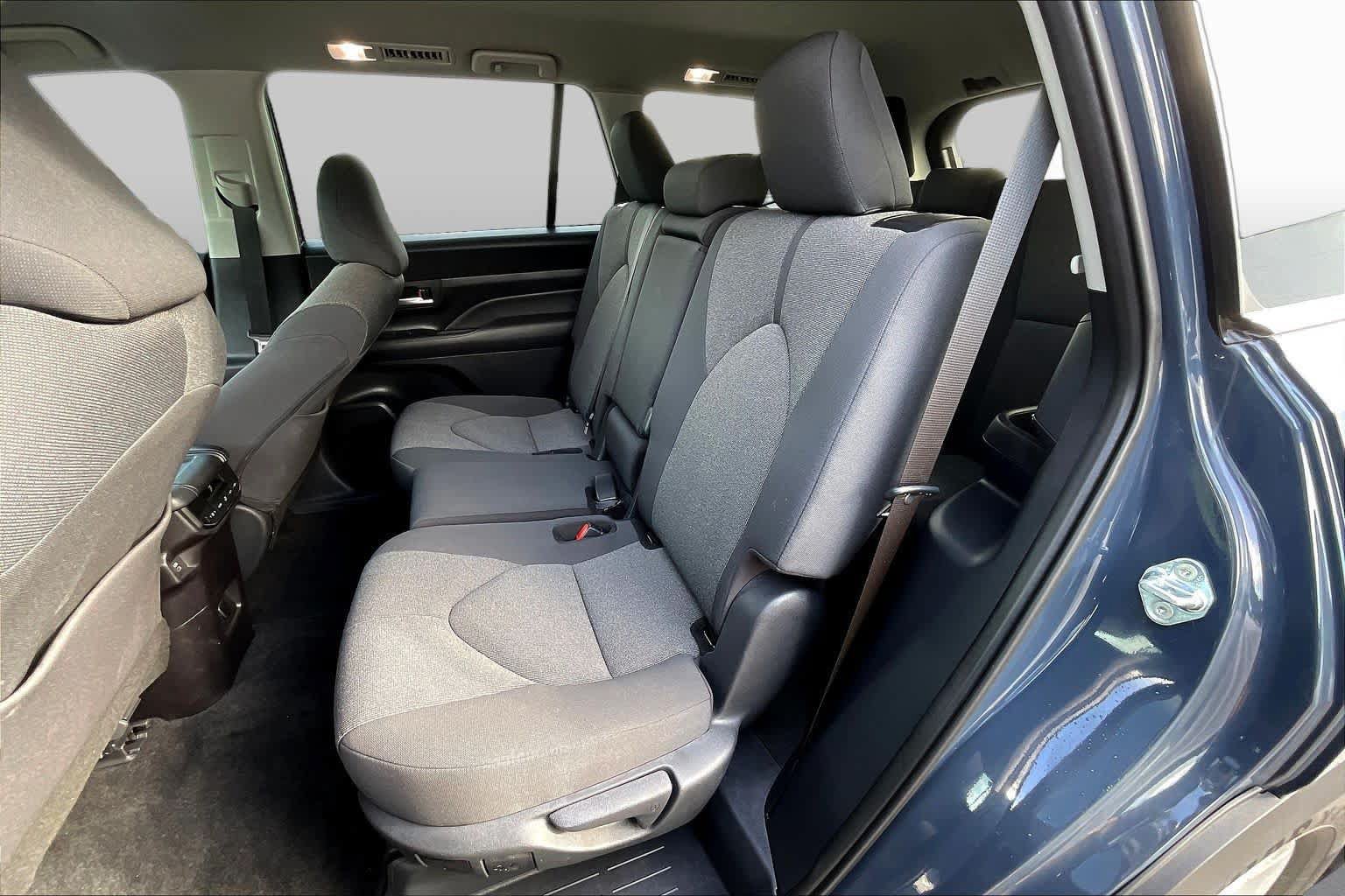 Used 2025 Toyota Grand Highlander AWD Hybrid image 19