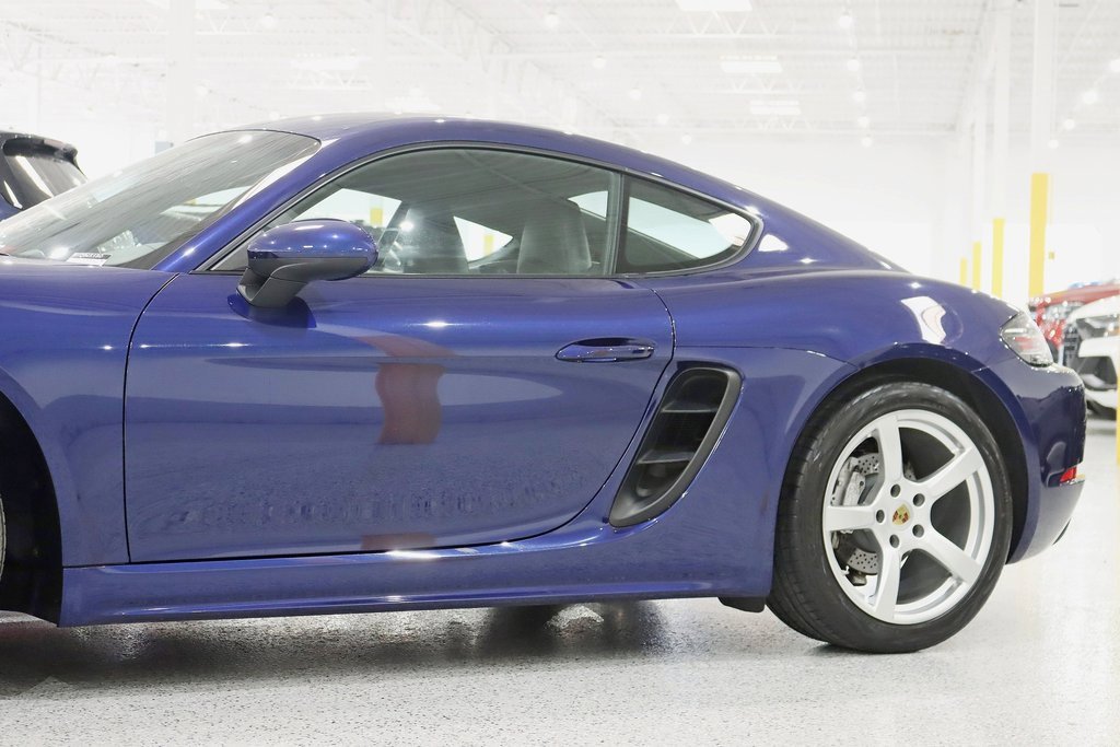 Used 2020 Porsche 718 Cayman image 5
