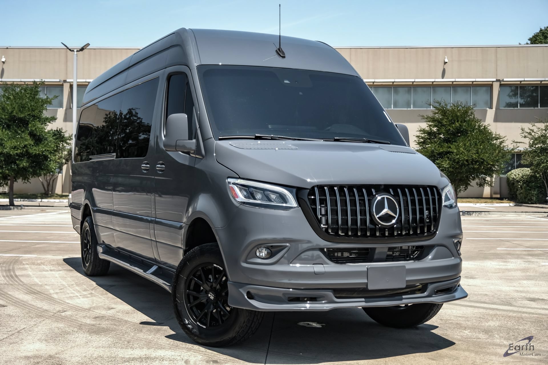 Used 2022 Mercedes-Benz Sprinter 2500 image 23