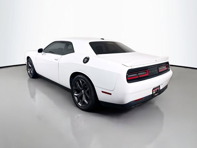 Used 2019 Dodge Challenger R/T RWD image 8