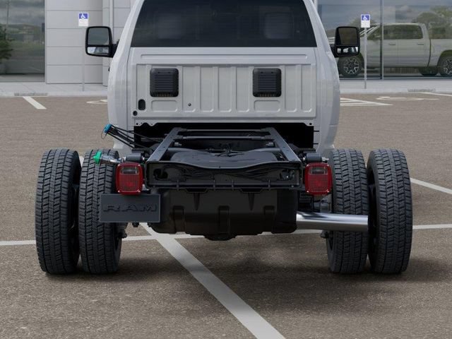 New 2026 RAM 5500 Tradesman w/ Cold Weather Group AWD/4WD image 13