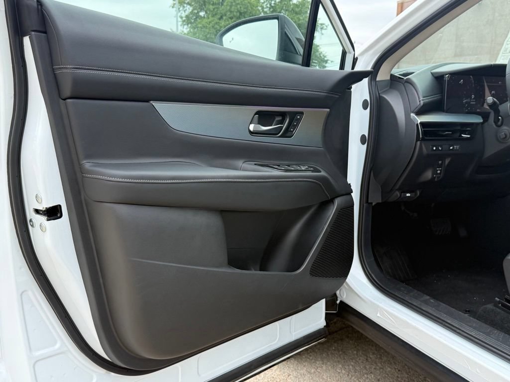New 2026 Nissan Murano Platinum w/ Cargo Package AWD/4WD image 23