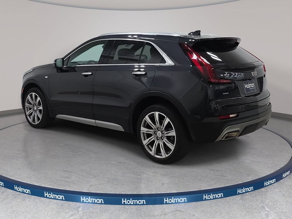 Used 2023 Cadillac XT4 Premium Luxury w/ Cold Weather Package AWD/4WD image 8