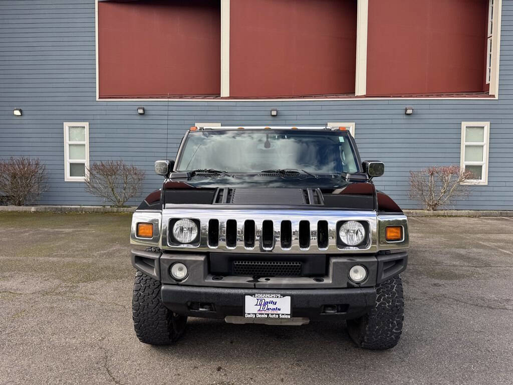Used 2004 HUMMER H2 w/ Preferred Equipment Group image 8