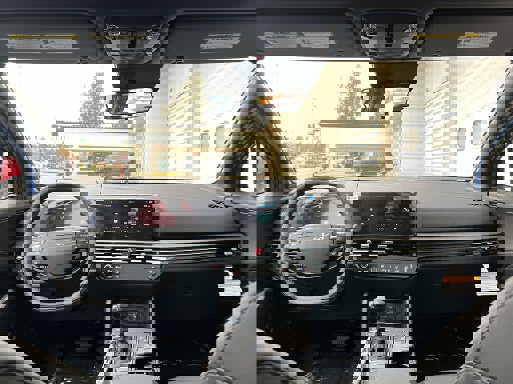 New 2026 Kia Sportage X-Line w/ X-Line Technology Package image 16