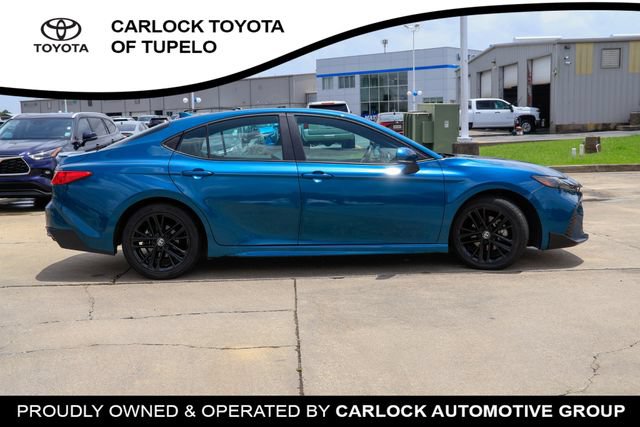 Used 2025 Toyota Camry SE FWD image 24