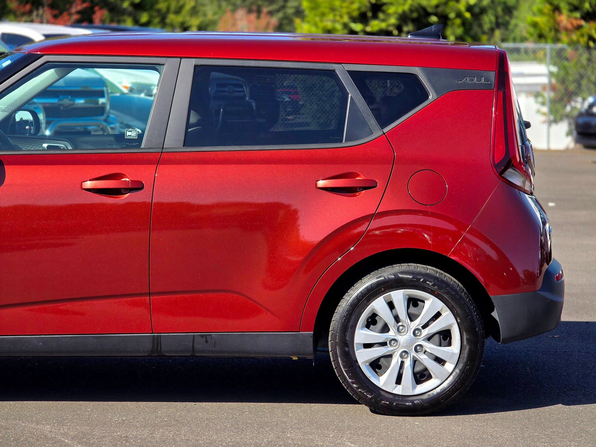 Used 2020 Kia Soul LX FWD image 7